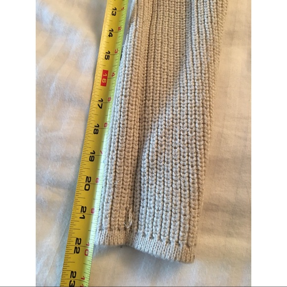 Sweater - Picture 7 of 7